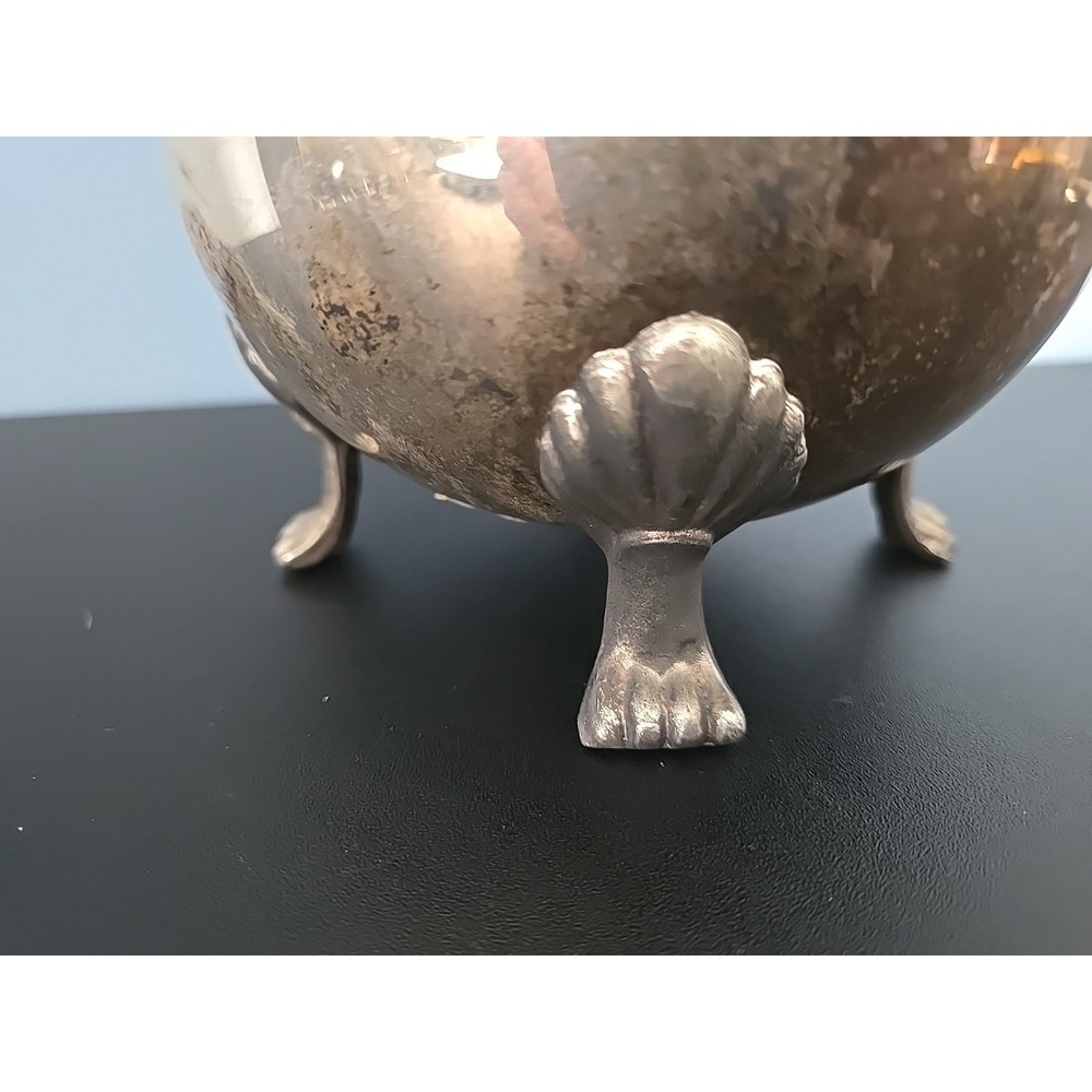 Vintage Leonard Silverplate Footed Water Pitcher With Ice Lip 8.5" Silver Plate‎ - Picture 4 of 9